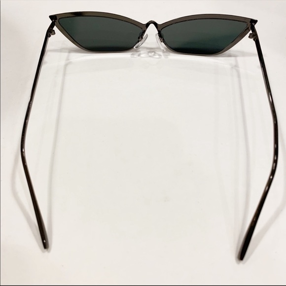 NEW Vintage Slim Cat Eye Sunglasses - Picture 7 of 8